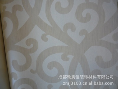 墻紙選購(gòu)指南 歐式大花滿鋪墻紙的魅力與成都致美佳裝飾材料